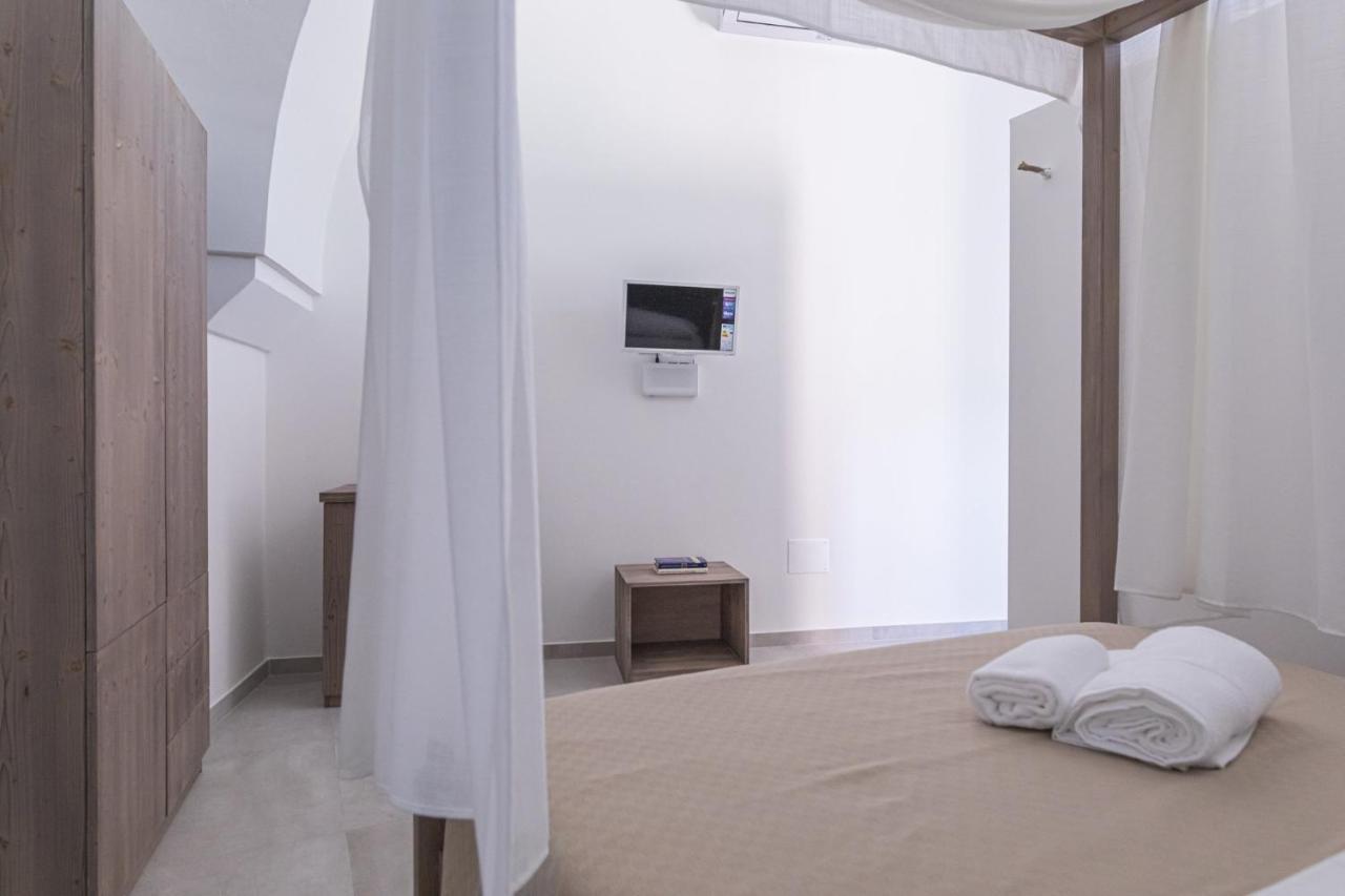 Corte Rovito Rooms & Suites Ugento Zewnętrze zdjęcie